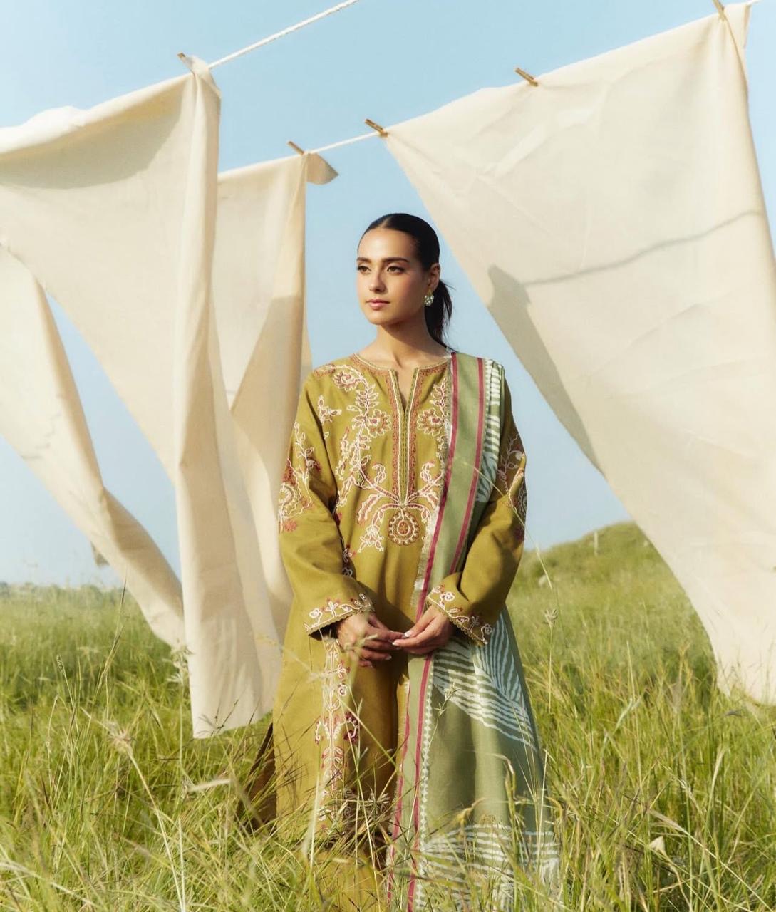 ZARA SHAHJAHAN.3PC LAWN EMBROIDERED SHIRT WITH MONARK PRINT DUPATTA AND TROUSER