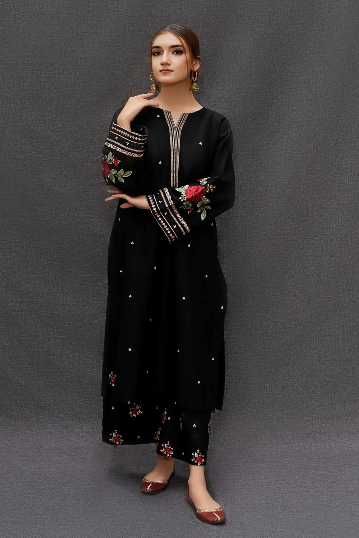 URGE - 3PC LAWN EMBROIDERED SHIRT WITH MANAAR PRINTED DUPATTA AND TROUSER