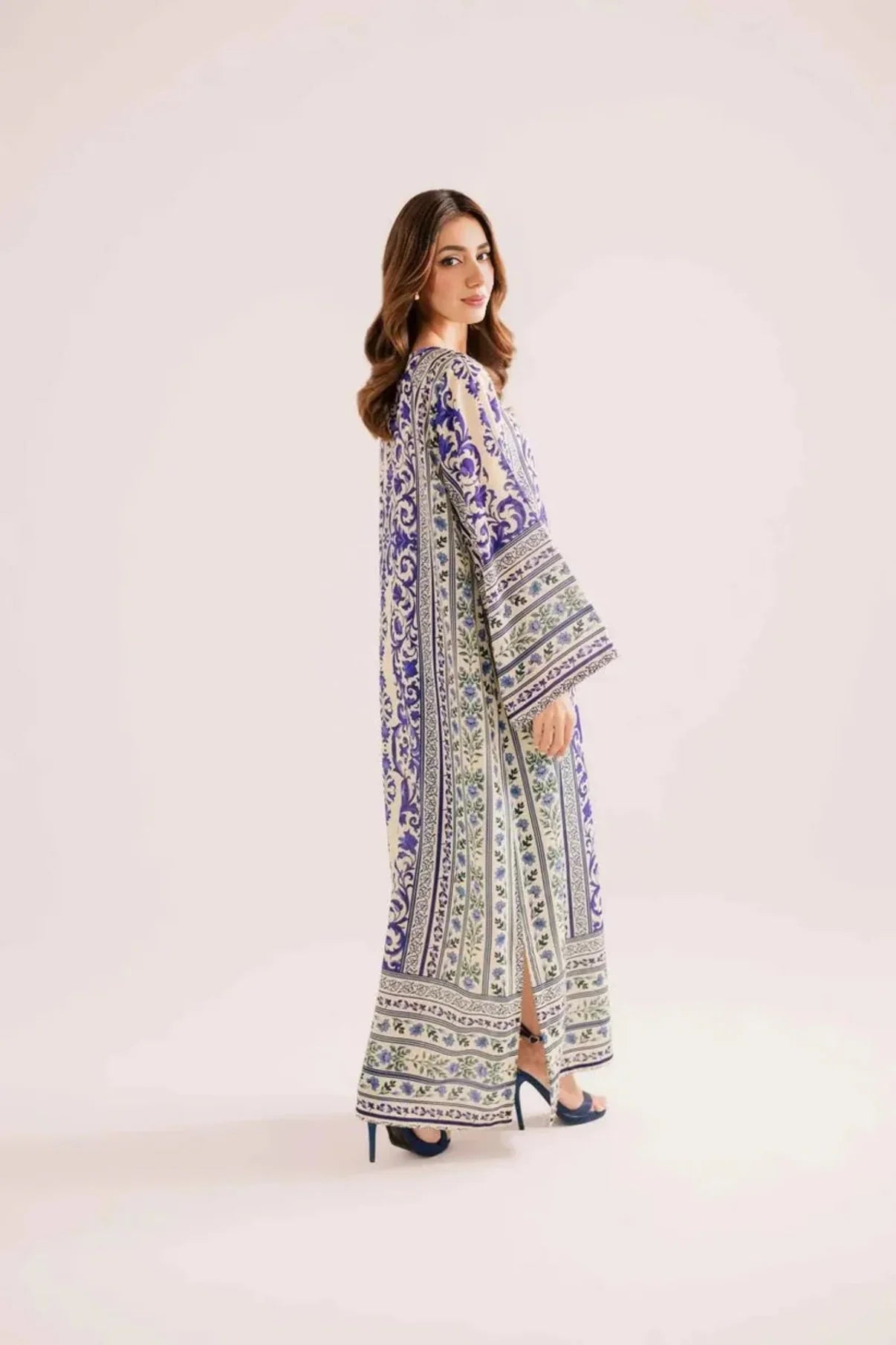 SARA UN-STITCHED KAFTAAN PRINTED 2-PC WITH PRINTED TROUSER
